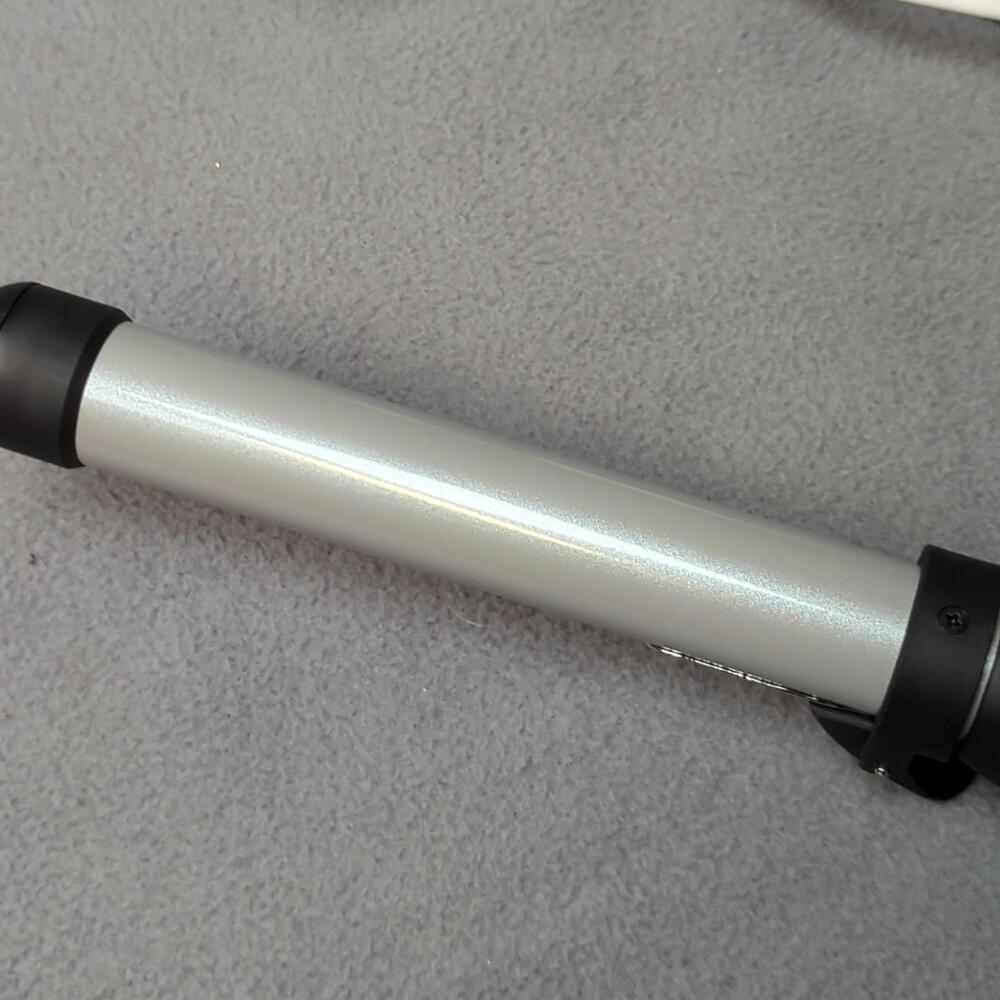 Beachwaver S1 Ceramic Rotating Curling Iron 1" Classic Barrel  Model: DV2237/S1 - Picture 3 of 5